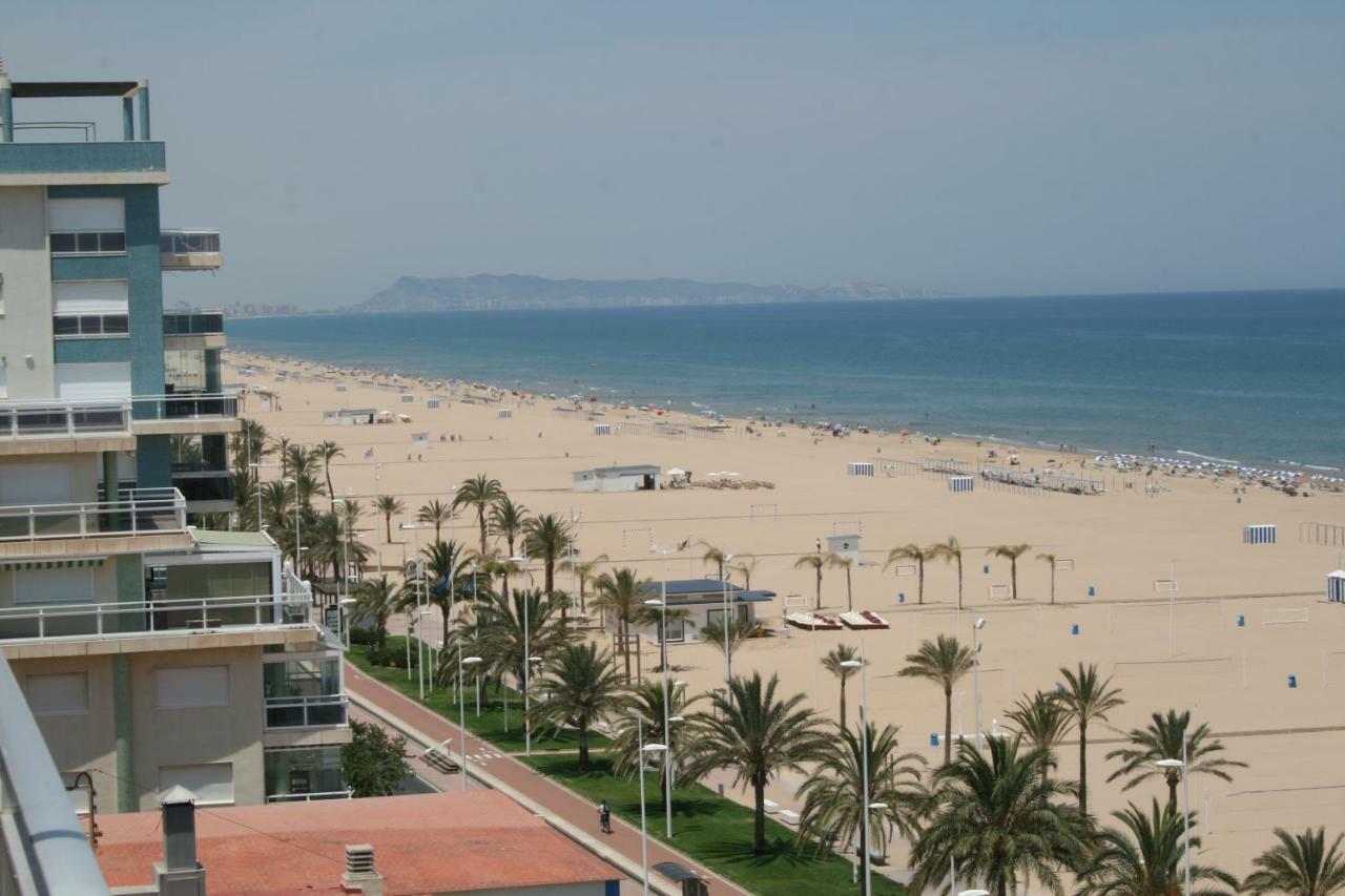 Preciosos Apartamentos Caracola En La Primera Linea De La Playa De Gandía Buitenkant foto